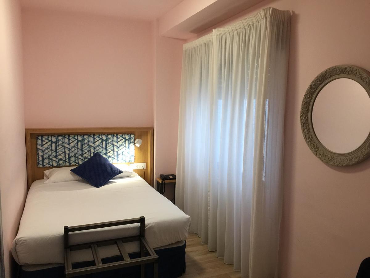 Hotel Селанова Екстериор снимка